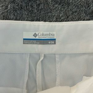 Women’s Columbia white shorts